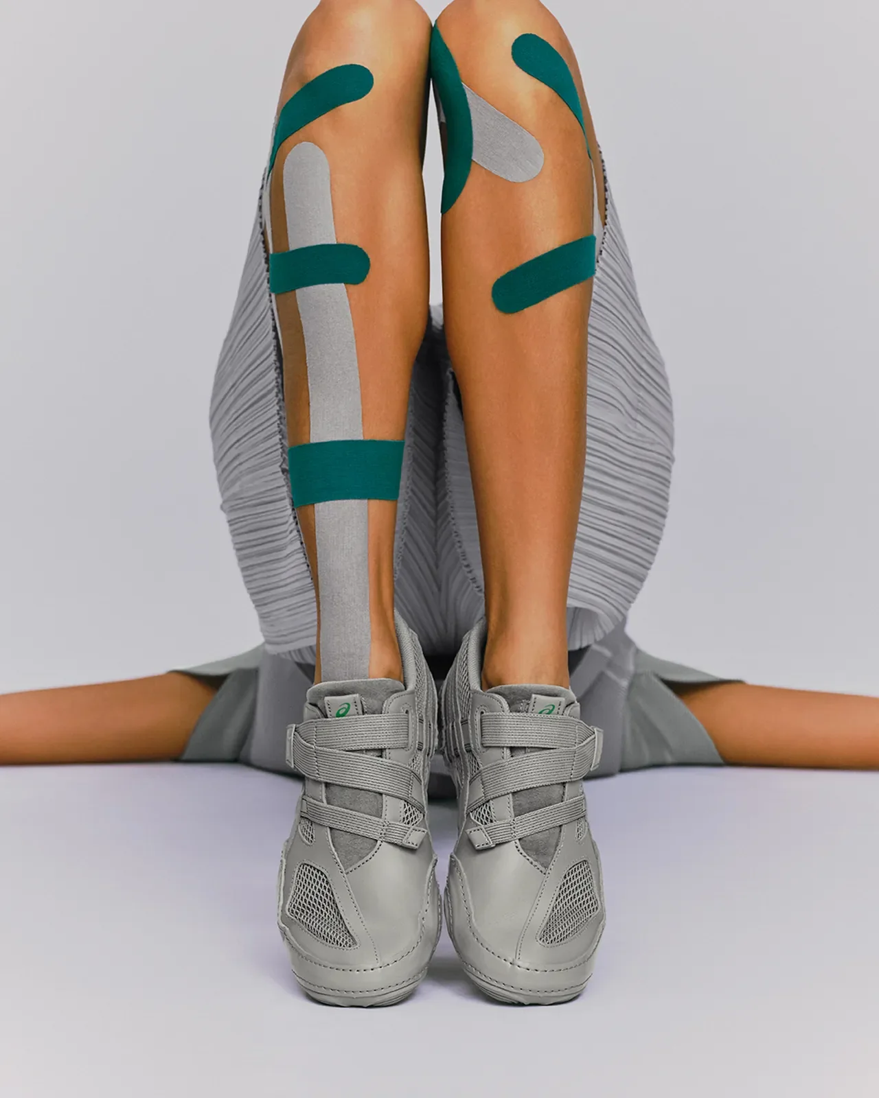 ASICS x Miyake unveil the HYPER TAPING™ shoe | Where sports tech meets fashion flair. /Photo: ASICS